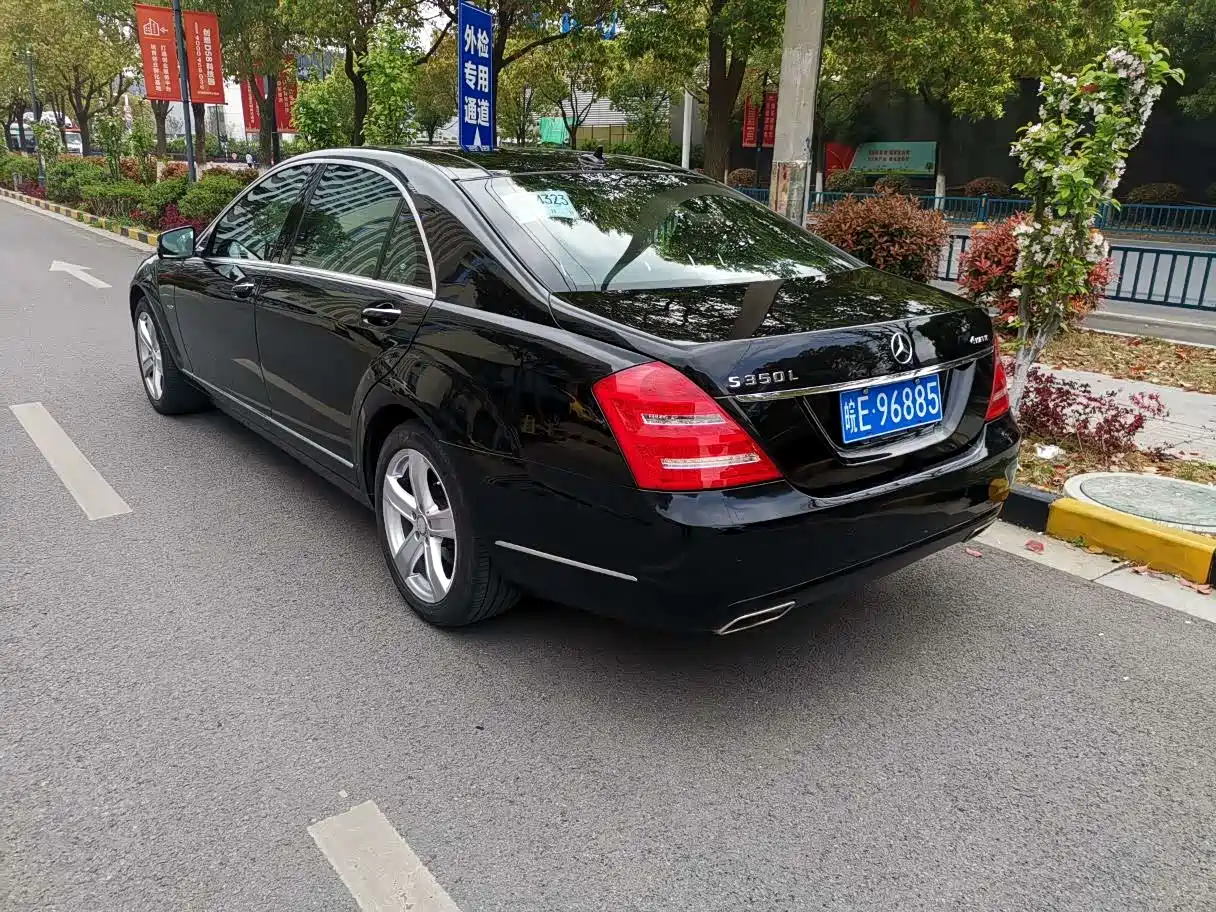 Mercedes-Benz S-Class 2012 S 300 L Premium Grand Edition фото 2