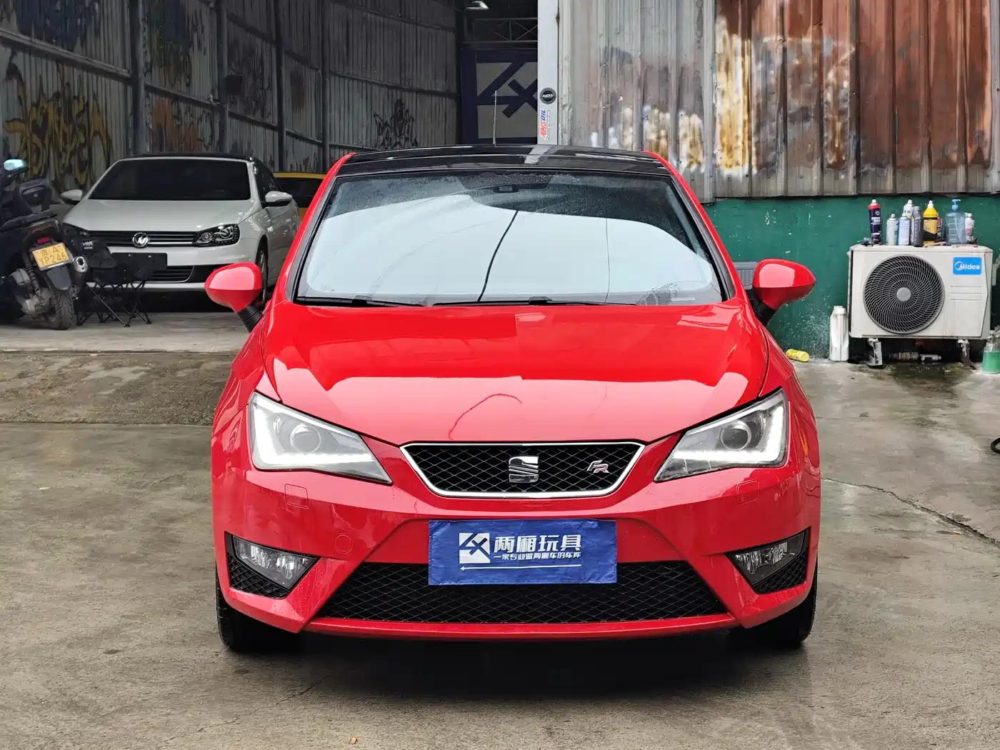 SEAT Ibiza 2013, 1.4TSI 3-door FR — автомобиль под заказ из ОАЭ, фото 2