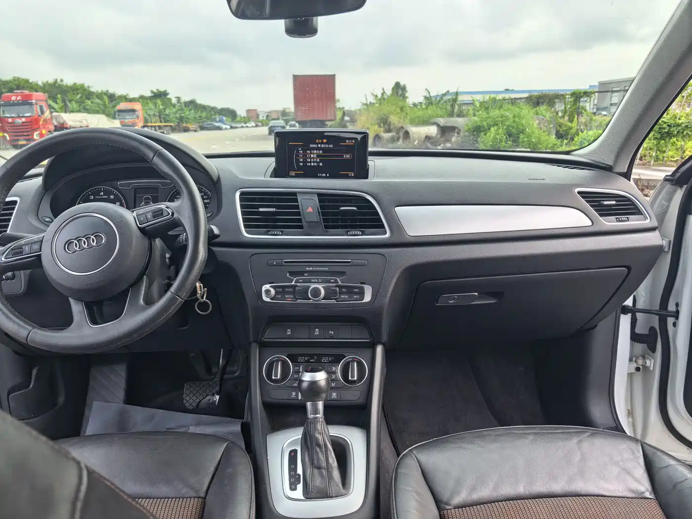 Фото 16 - Audi Q3