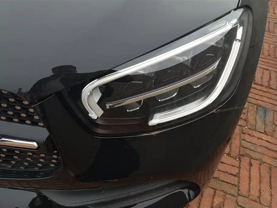 Mercedes-Benz GLC Coupe 2021 GLC 300 4MATIC Coupe SUV фото 5