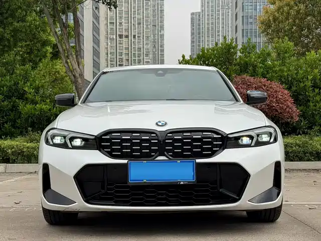 BMW 3 Series 2023