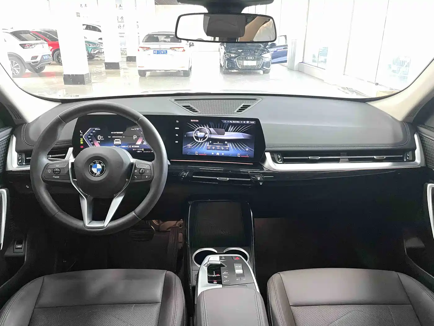 BMW X1 2023 sDrive20Li X Design Package фото 8