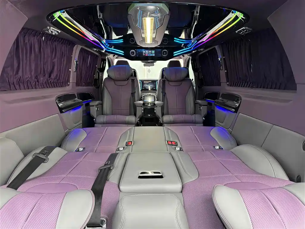 Mercedes-Benz Vito 2024 2.0T Business 7-Seater фото 8