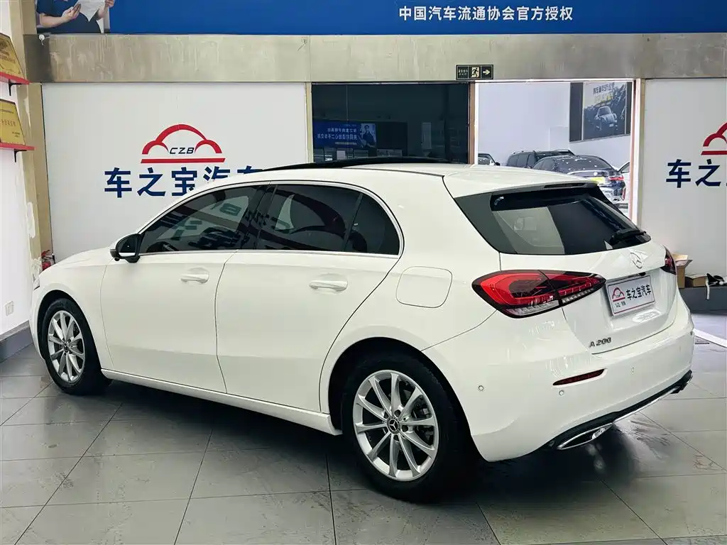 Mercedes-Benz A-Class (Import) 2022 A 200 Dynamic фото 7