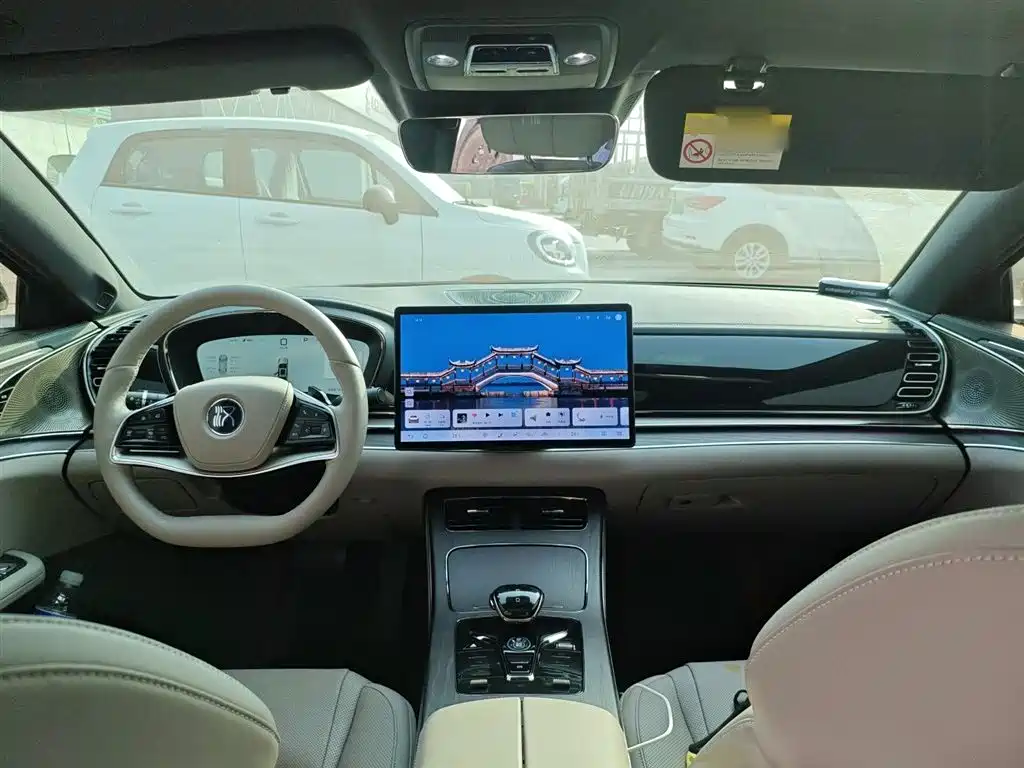 BYD Han 2025 Model EV 701KM LiDAR Smart Driving Version фото 12