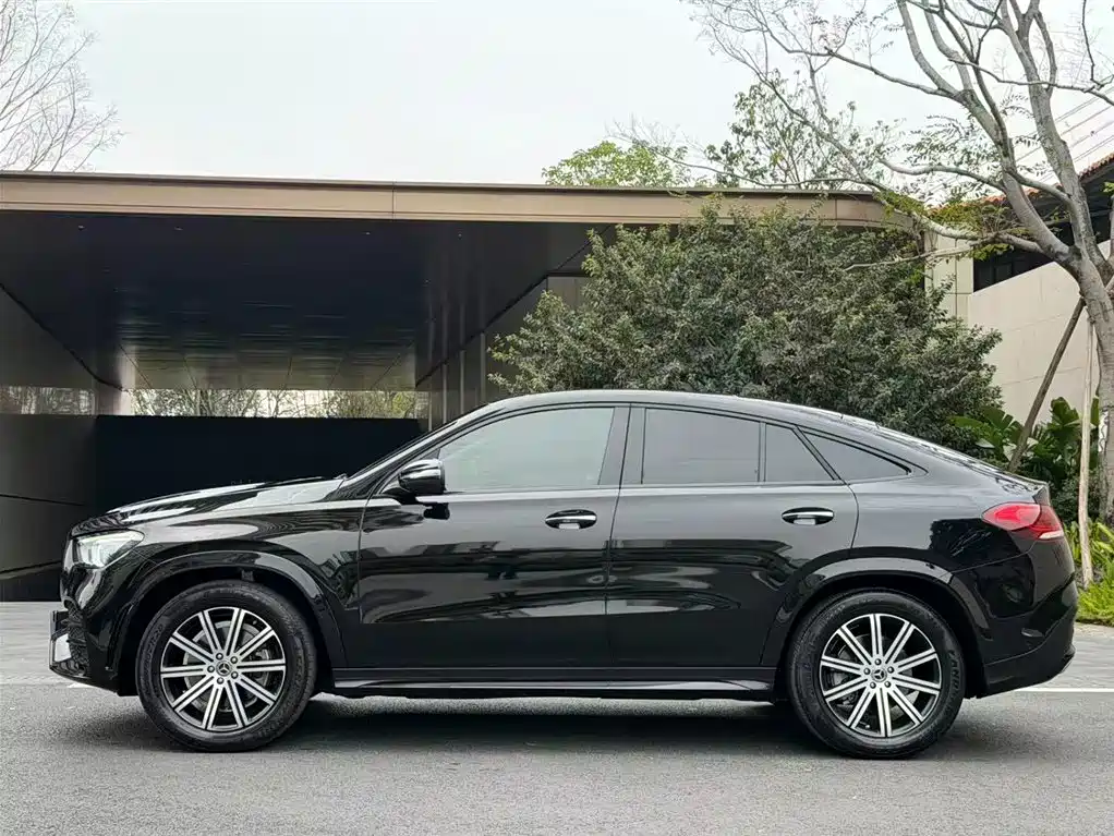 Mercedes-Benz GLE Coupe 2020 GLE 350 4MATIC Coupe SUV Luxury фото 10