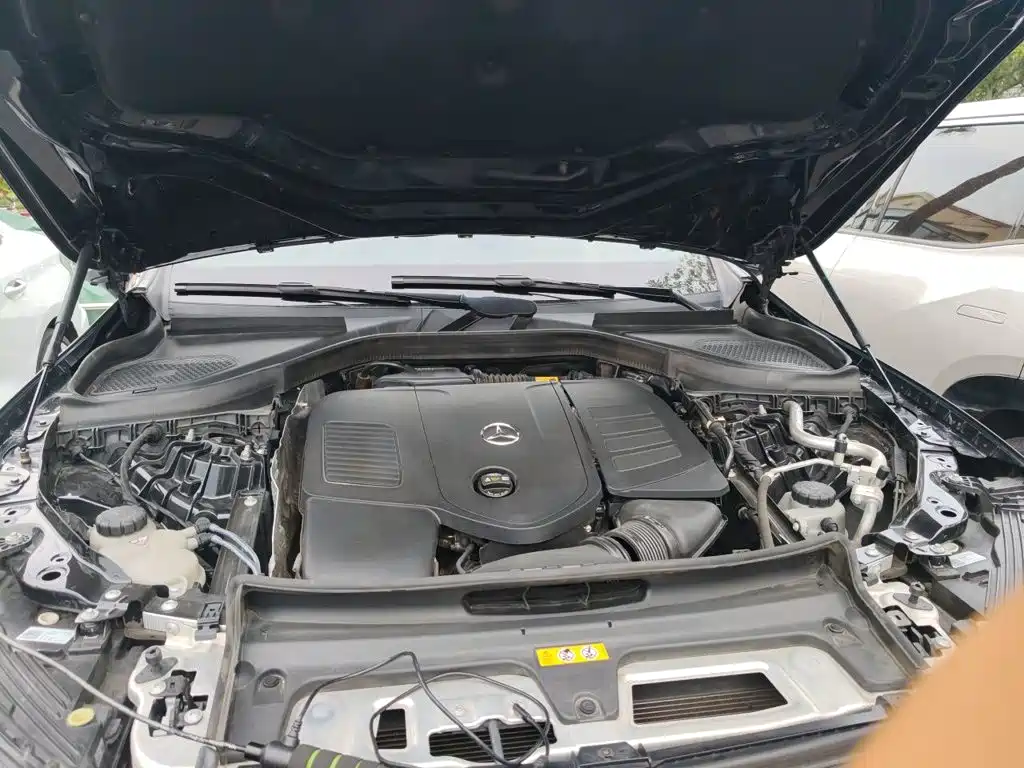 Фото 17 - Mercedes-Benz GLC