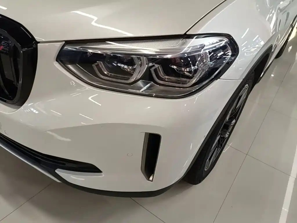 BMW iX3 2021 2021 Facelift Leading