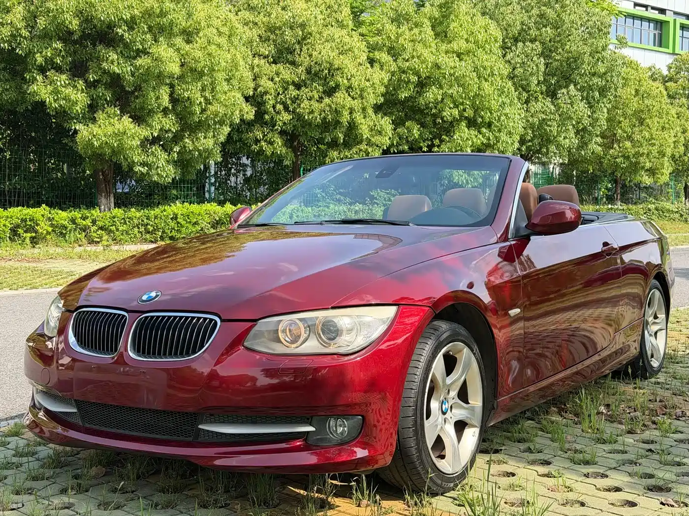 BMW 3 Series (Import) 2011 325i Convertible Coupe
