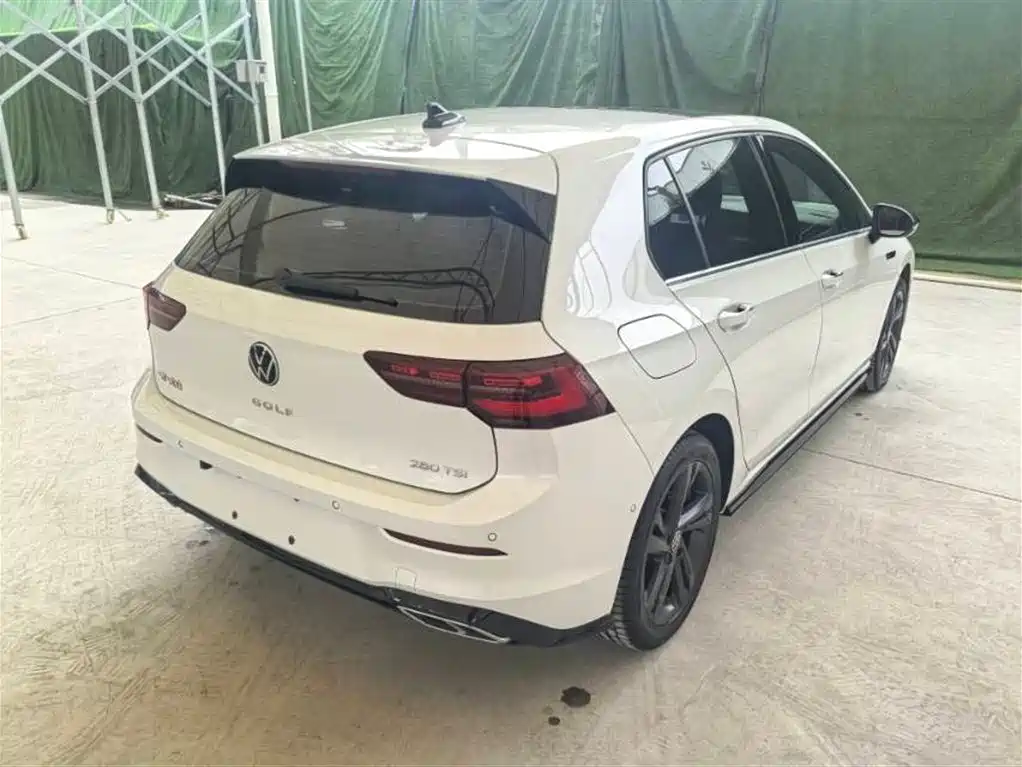 Volkswagen Golf 2021 280TSI DSG R-Line фото 16
