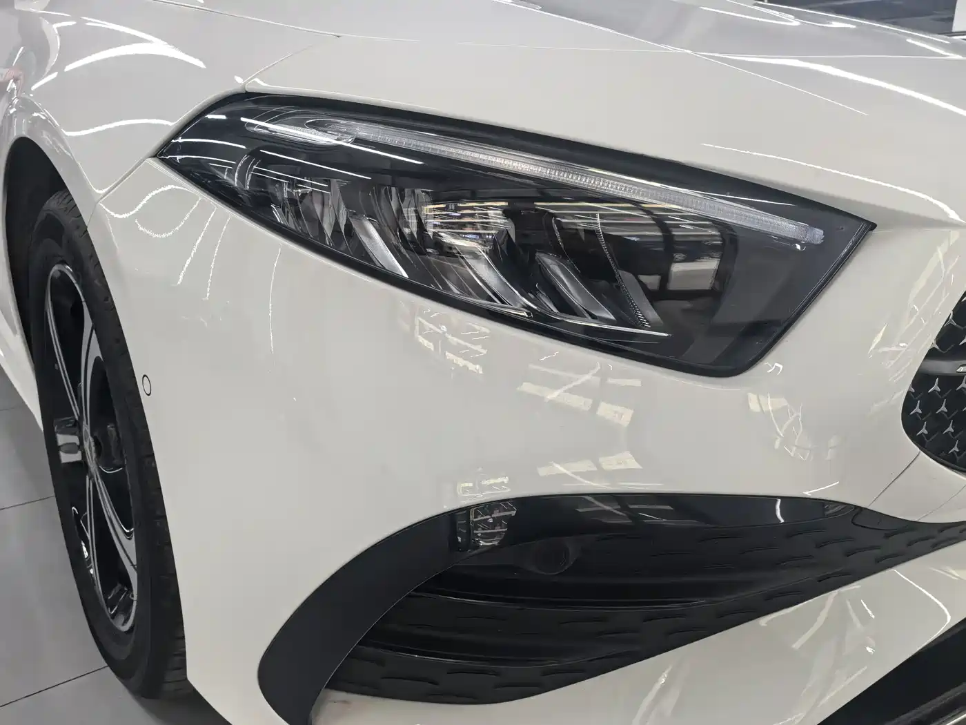 Mercedes-Benz A-Class 2024 Facelift A 200 L Fashion фото 3