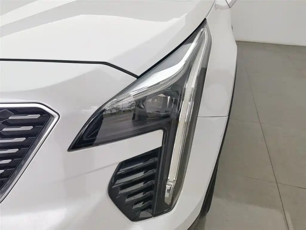 Cadillac XT4 2018 Model 28T 2WD Luxury фото 7