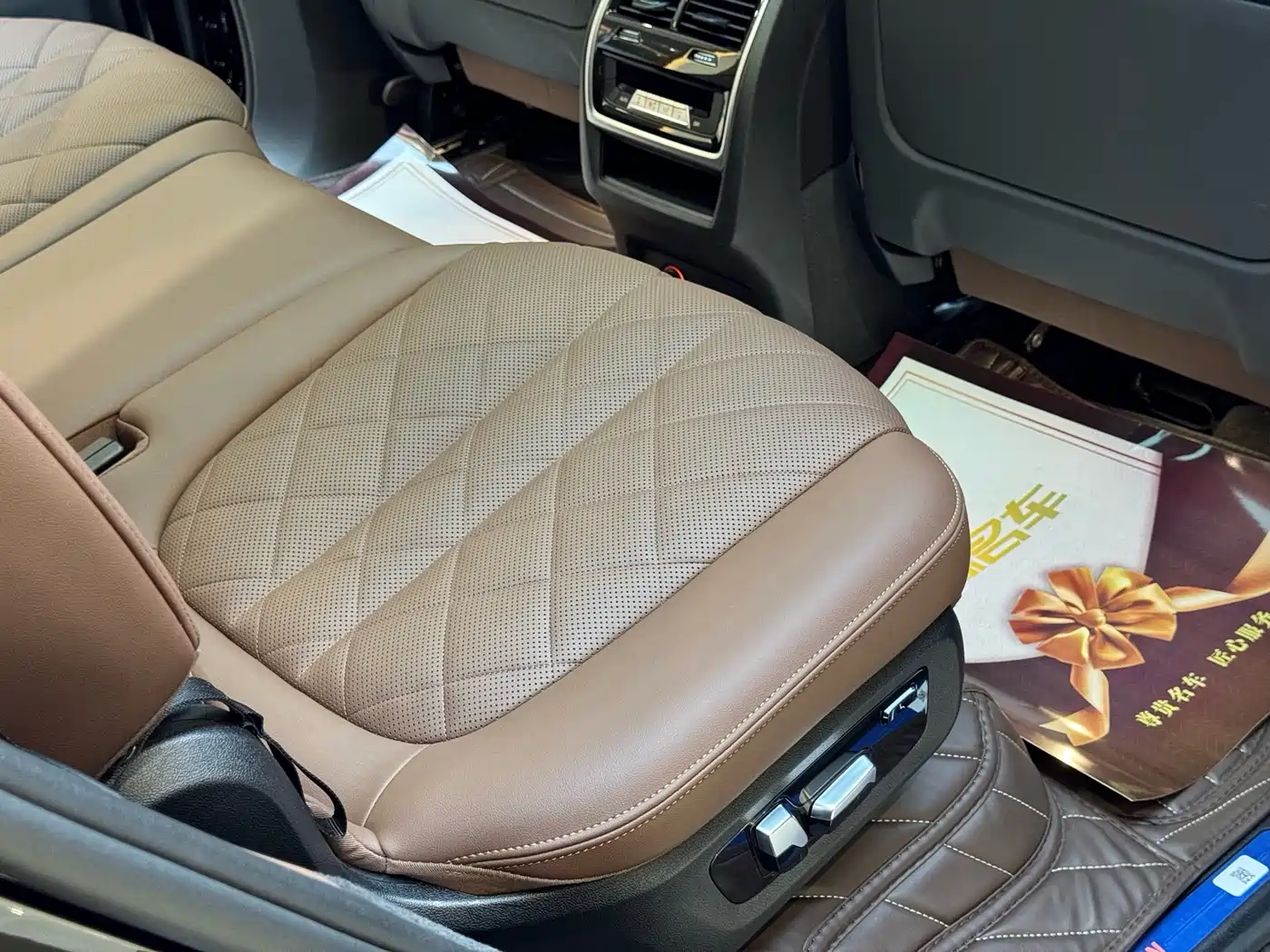 BMW X7 2024 xDrive40i Leading Luxury Package фото 15