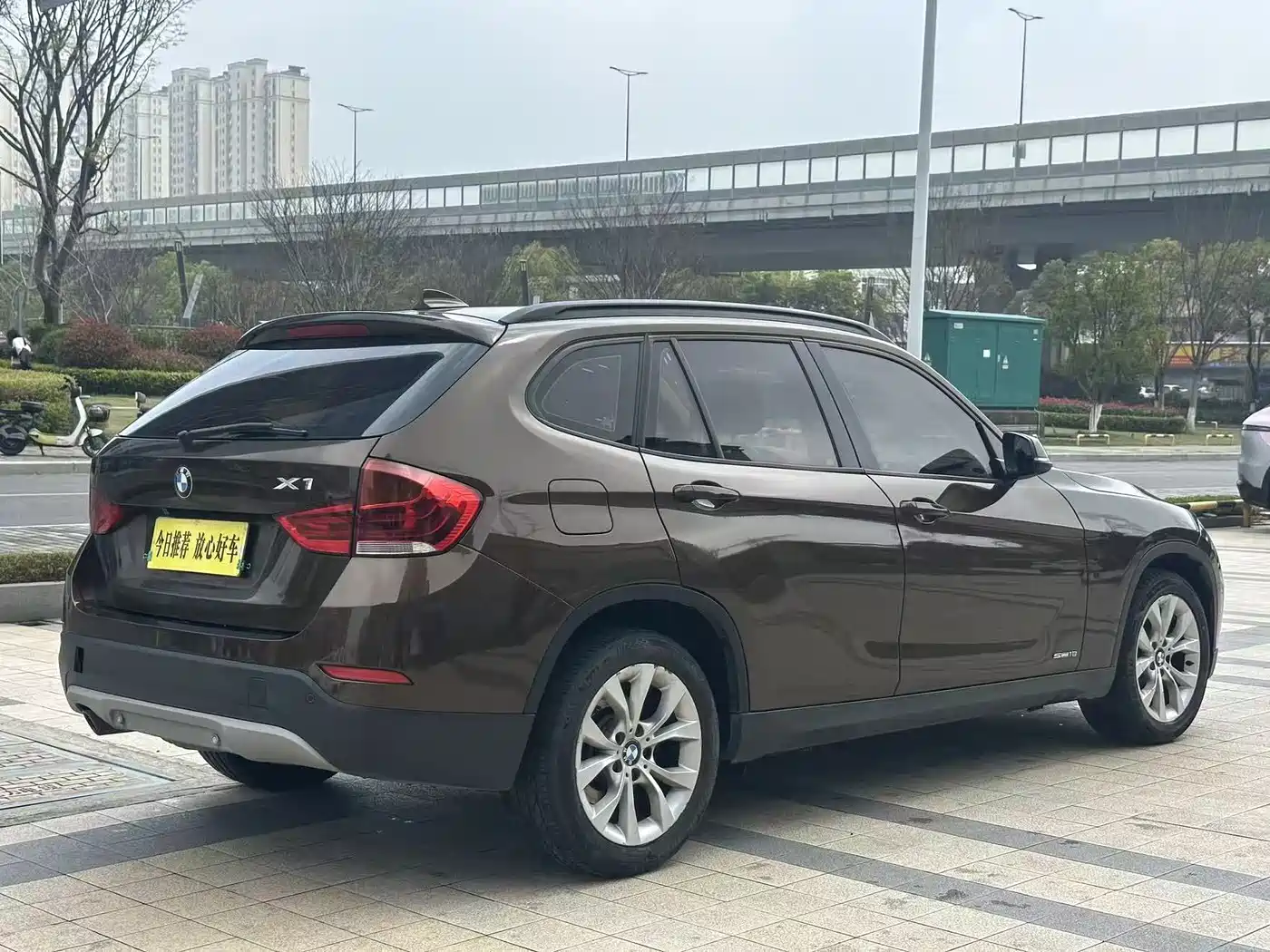 BMW X1 (Import) 2012 sDrive18i Luxury фото 7