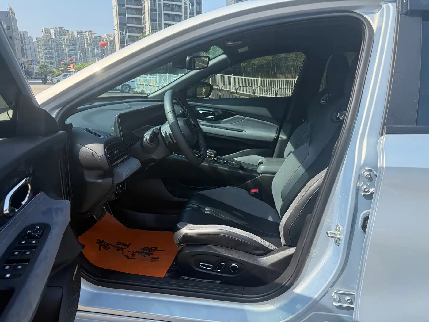 GAC Trumpchi Trumpchi Emkoo 2024 Model 400T Auto Shadow Leopard R PRO Edition фото 4