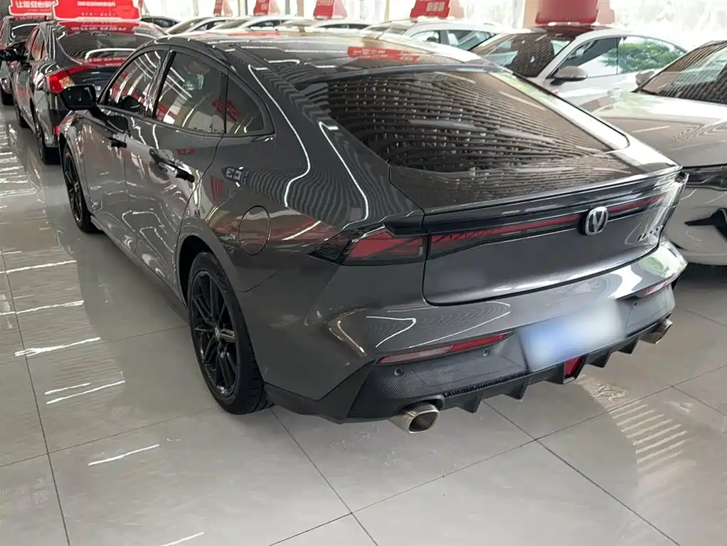 CHANGAN UNI-V