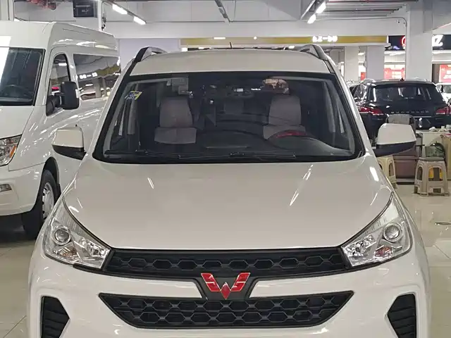 Wuling Motors Wuling Hongguang S3 2018 1.5L Manual Standard China V