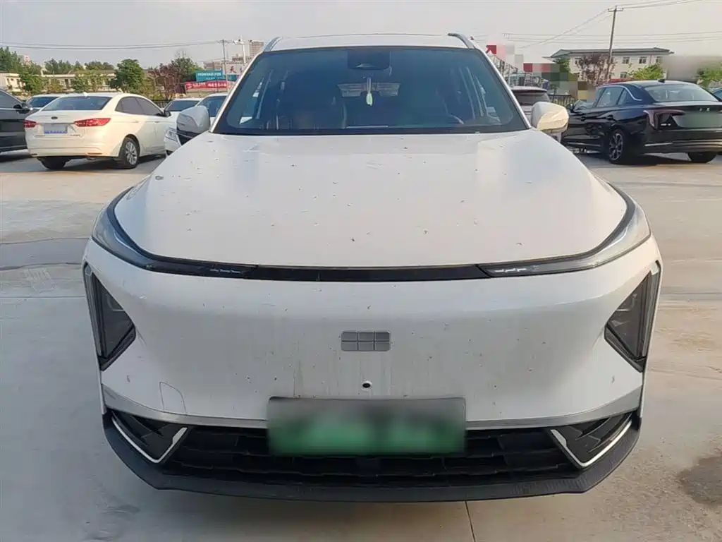 Geely Galaxy Galaxy L7 2025 EM-i 115km Explorer+ Edition фото 3