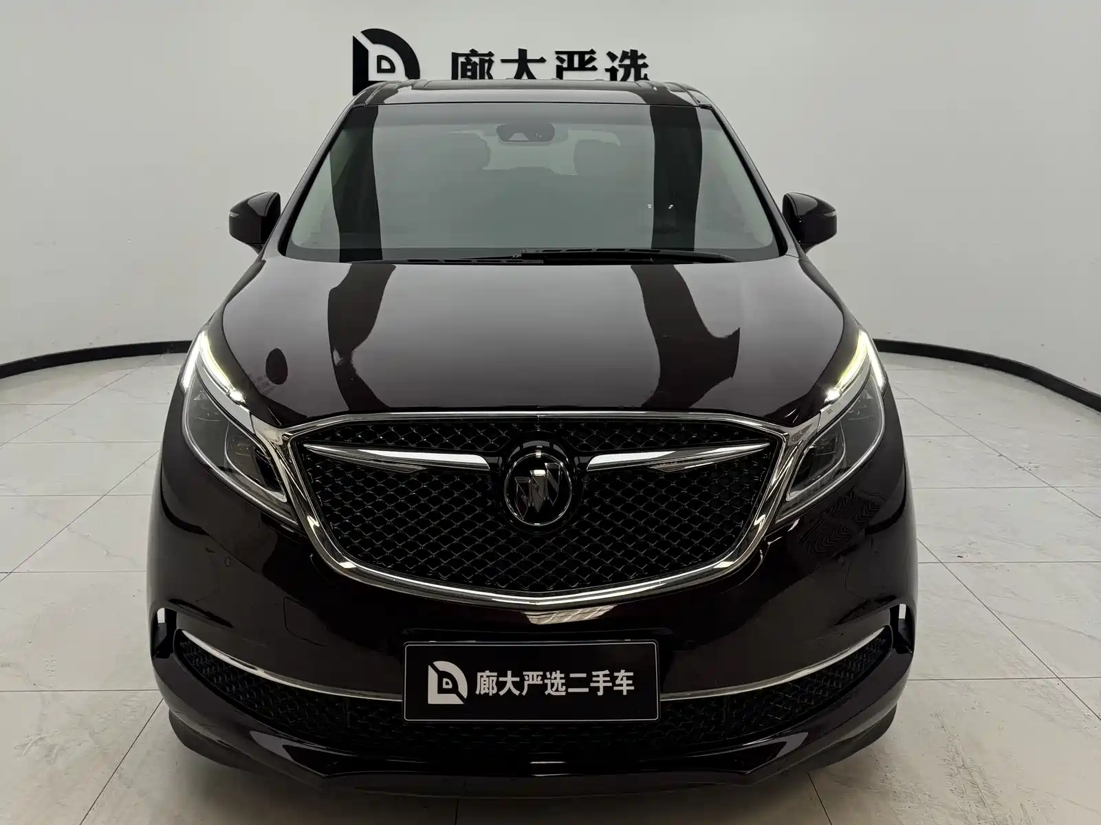 Фото 3 - Buick GL8