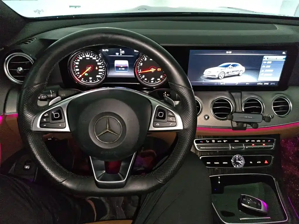 Mercedes-Benz E-Class 2017 E 200 Sport 4MATIC фото 10