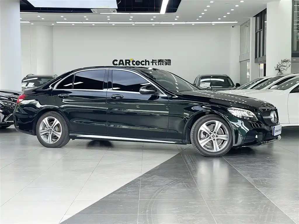 Mercedes-Benz C-Class 2019 Facelift C 260 L Sport фото 3