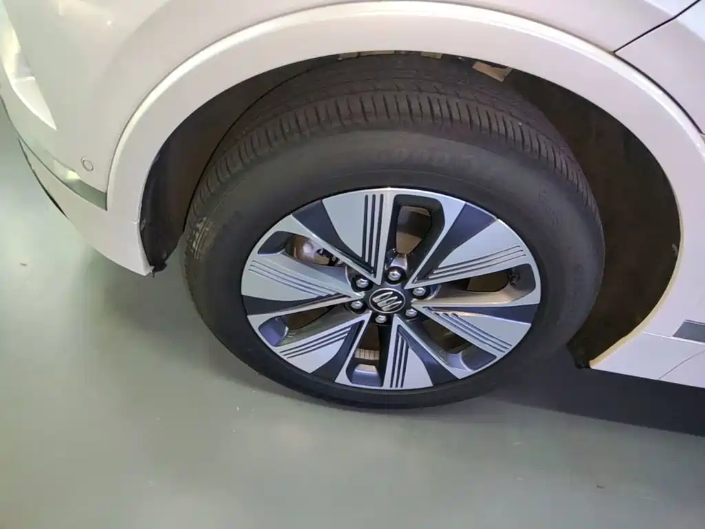 Buick E5 2025 2025 Model 620KM Premium Edition