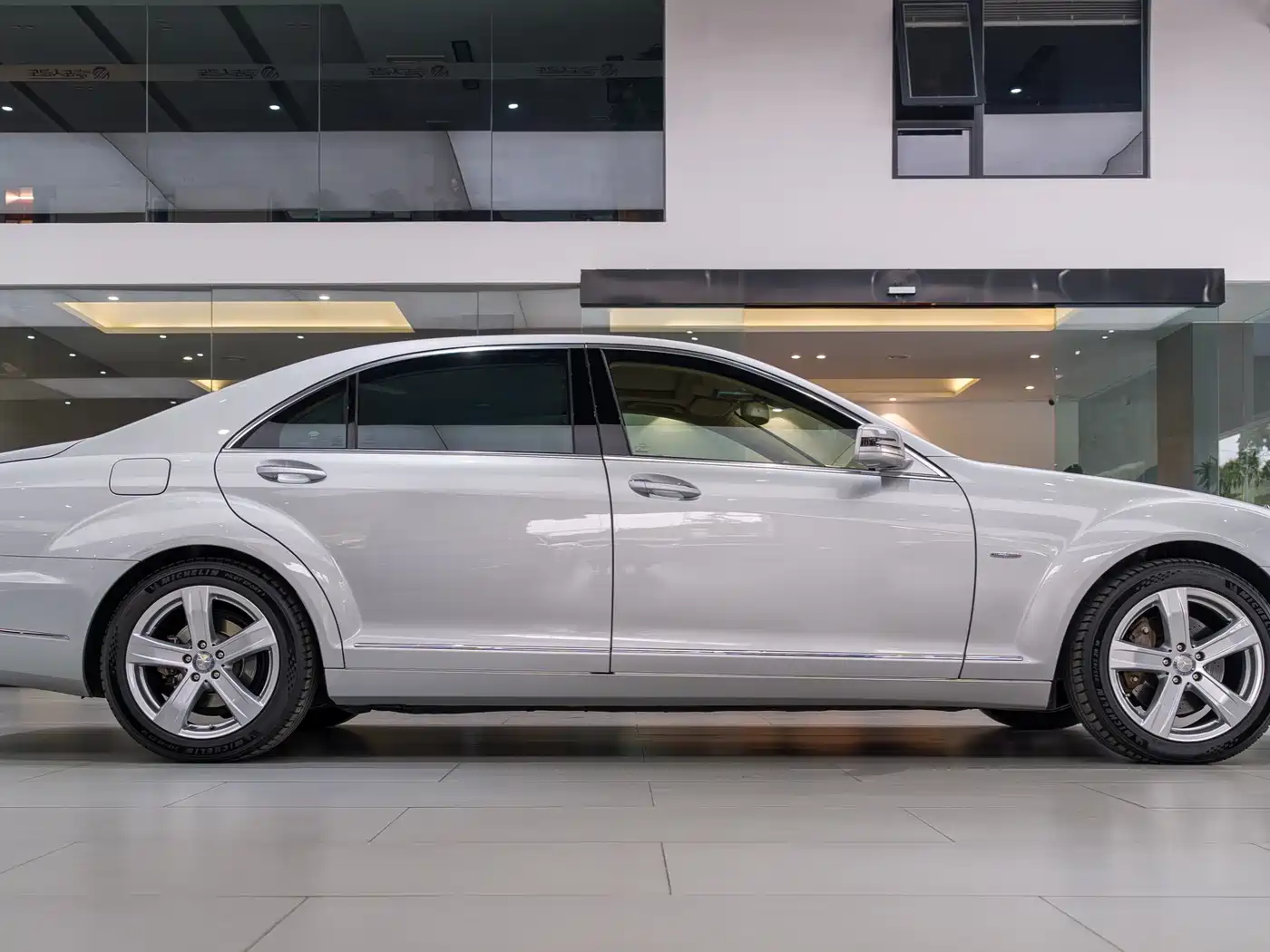 Mercedes-Benz S-Class 2012 S 300 L Premium Grand Edition фото 25