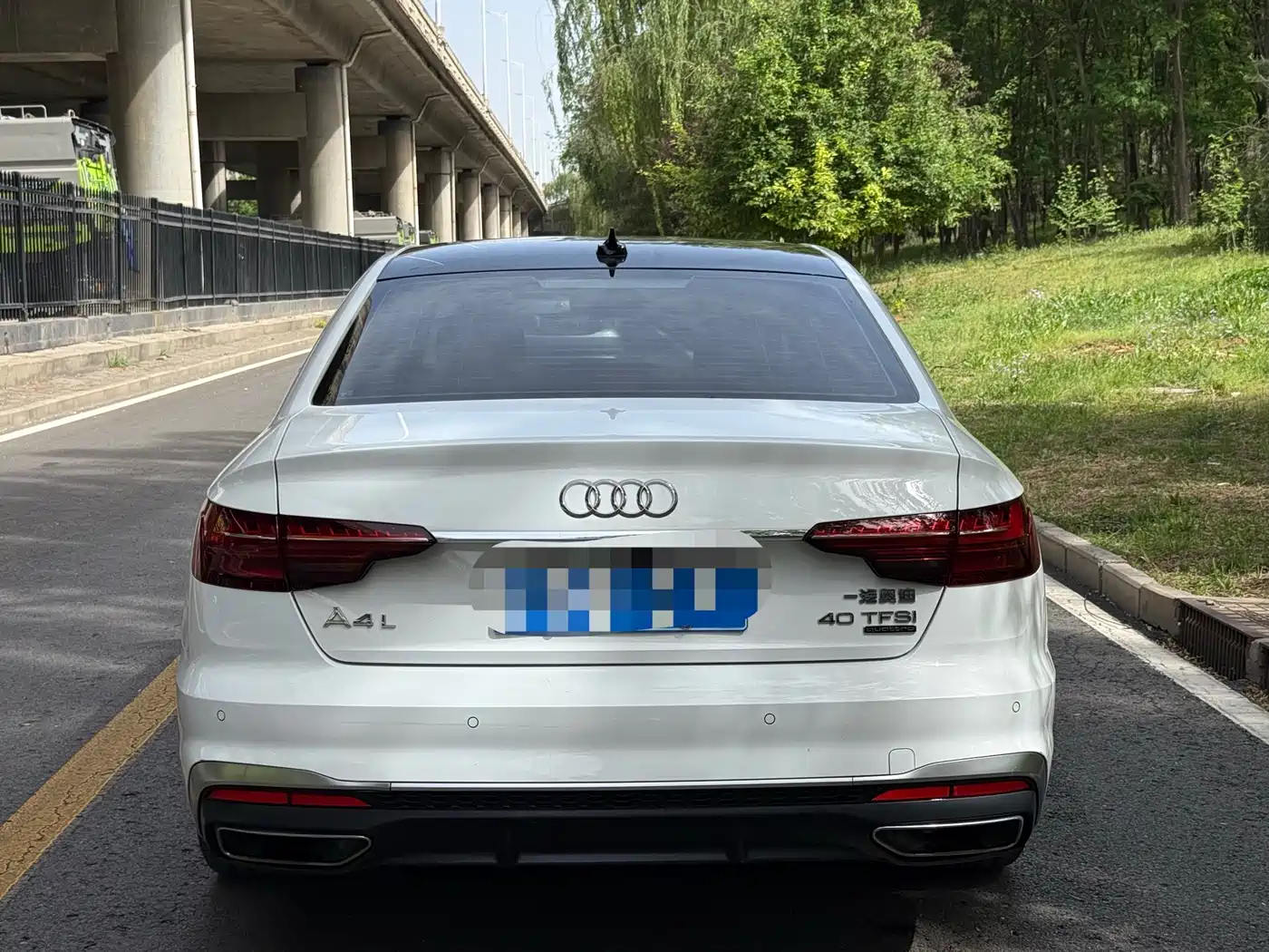 Audi A4L 2020 40 TFSI quattro Luxury Dynamic фото 2