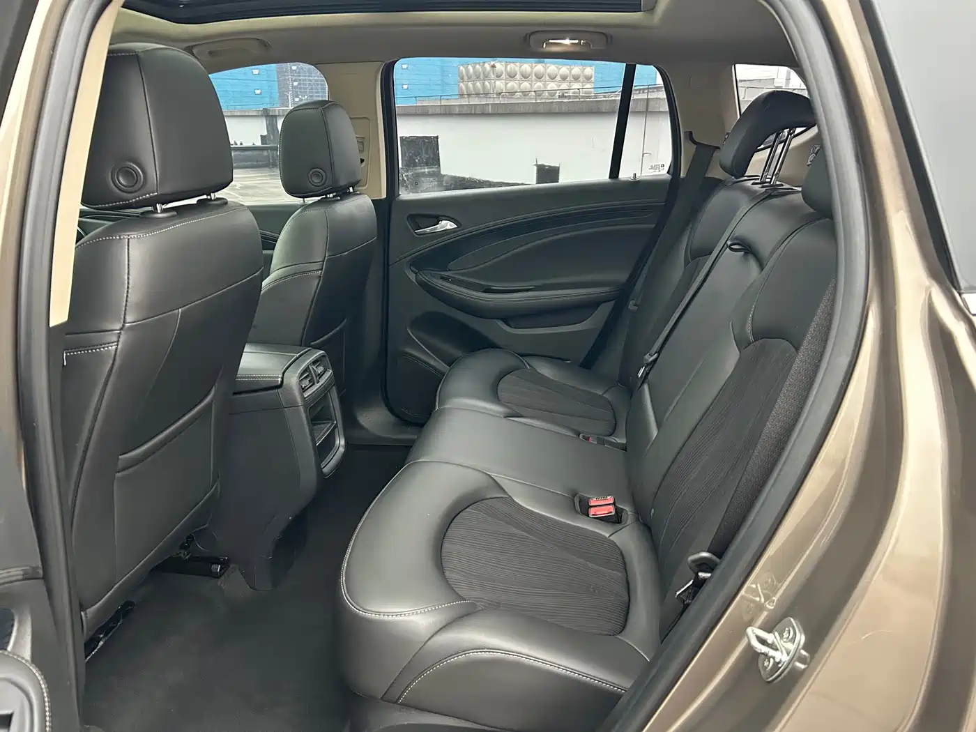 Buick Envision Plus 2017 20T FWD Premium фото 11