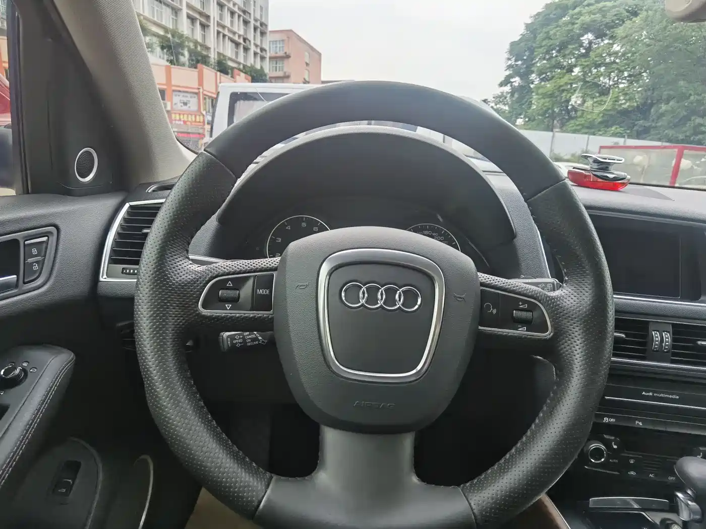 Audi Q5 (Import) 2010 3.2FSI Sport фото 16