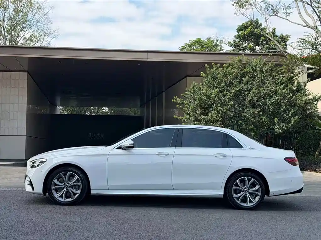 Mercedes-Benz E-Class 2021 Facelift E 300 L Sport Fashion фото 12