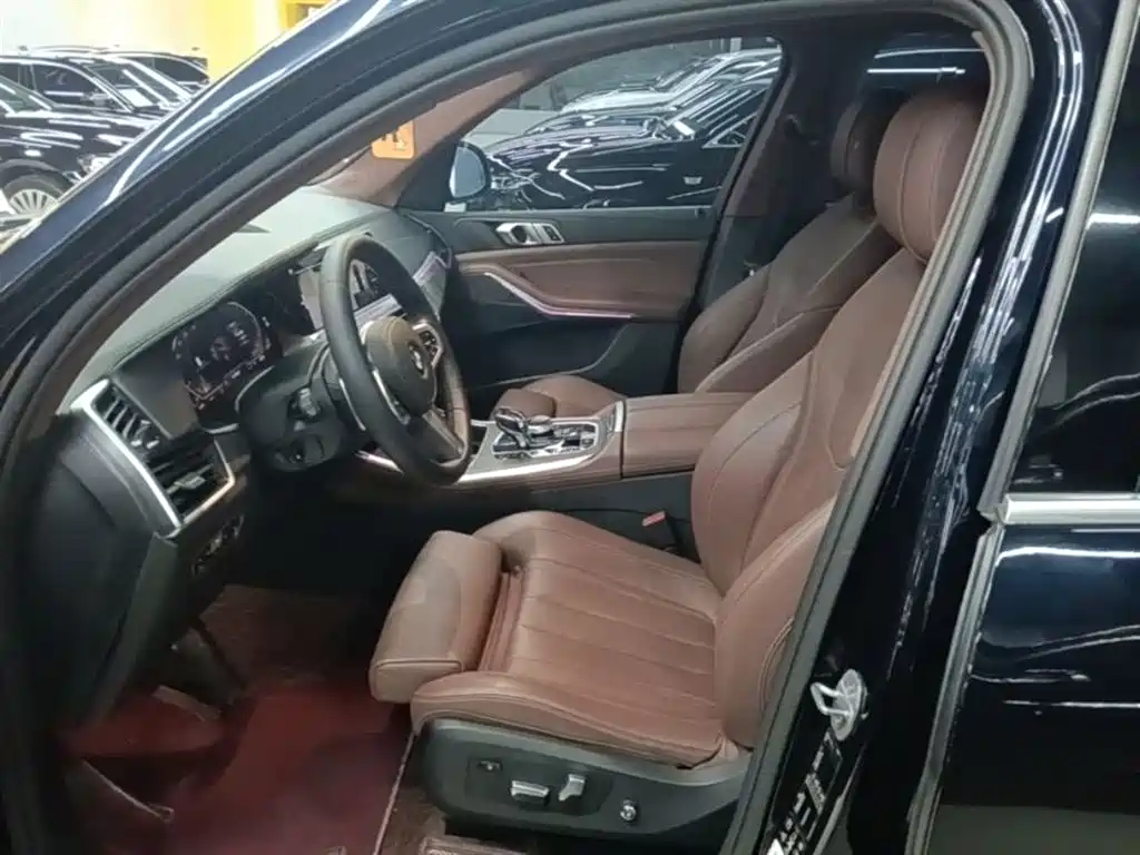 BMW X5 (Import) 2019 xDrive40i M Sport Package фото 15