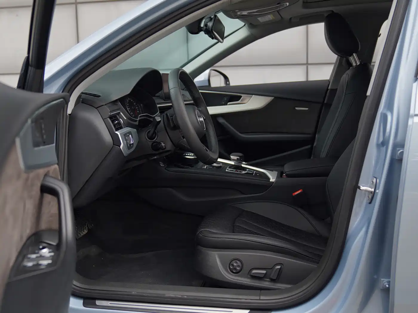 Audi A4L 2019 40 TFSI Progressive (China V) фото 4
