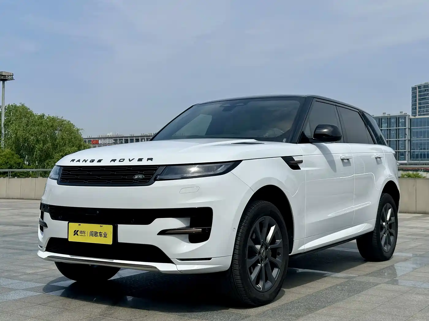 LAND ROVER RANGE ROVER SPORT 2023
