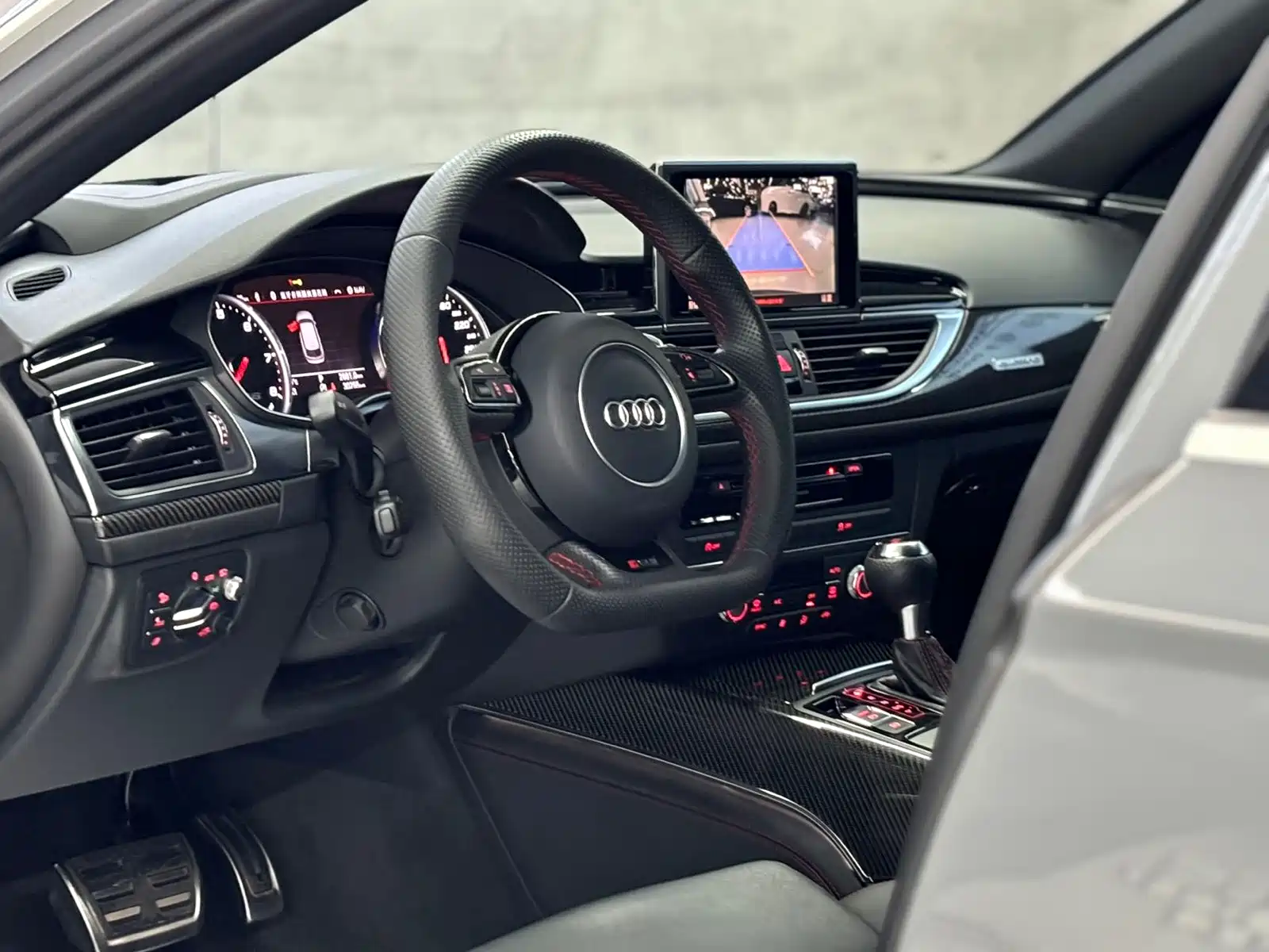Photo 5 - Audi RS 6