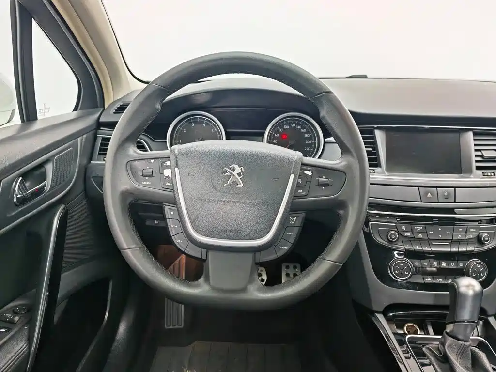Фото 11 - Peugeot 508