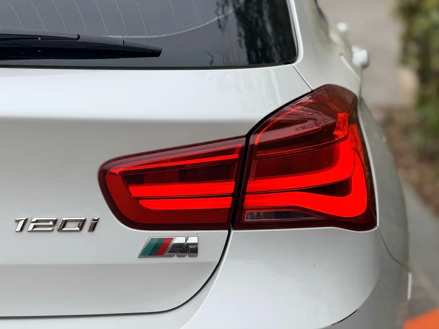 BMW 1 Series (Import) 2016 120i Sport Design Package фото 10