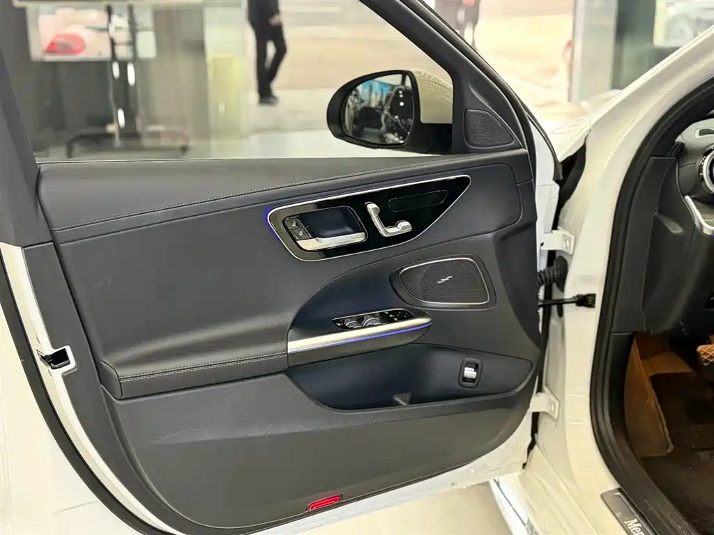 Mercedes-Benz C-Class 2024 Facelift C 260 L Sport фото 19