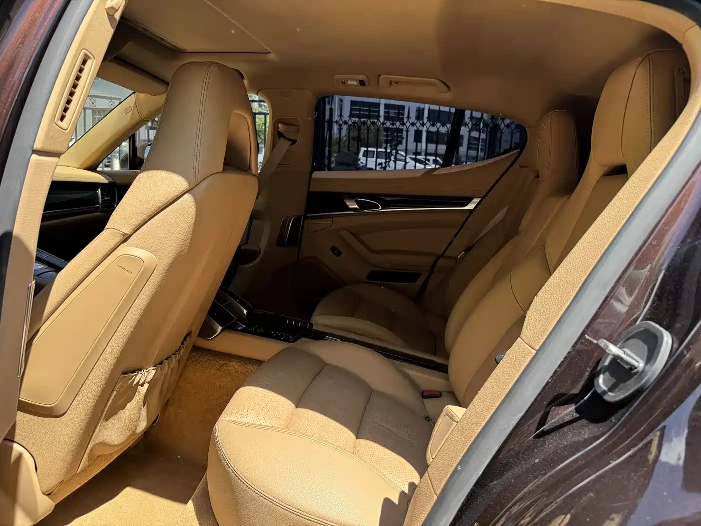 Porsche Panamera 2014 Panamera 4 3.0T фото 11
