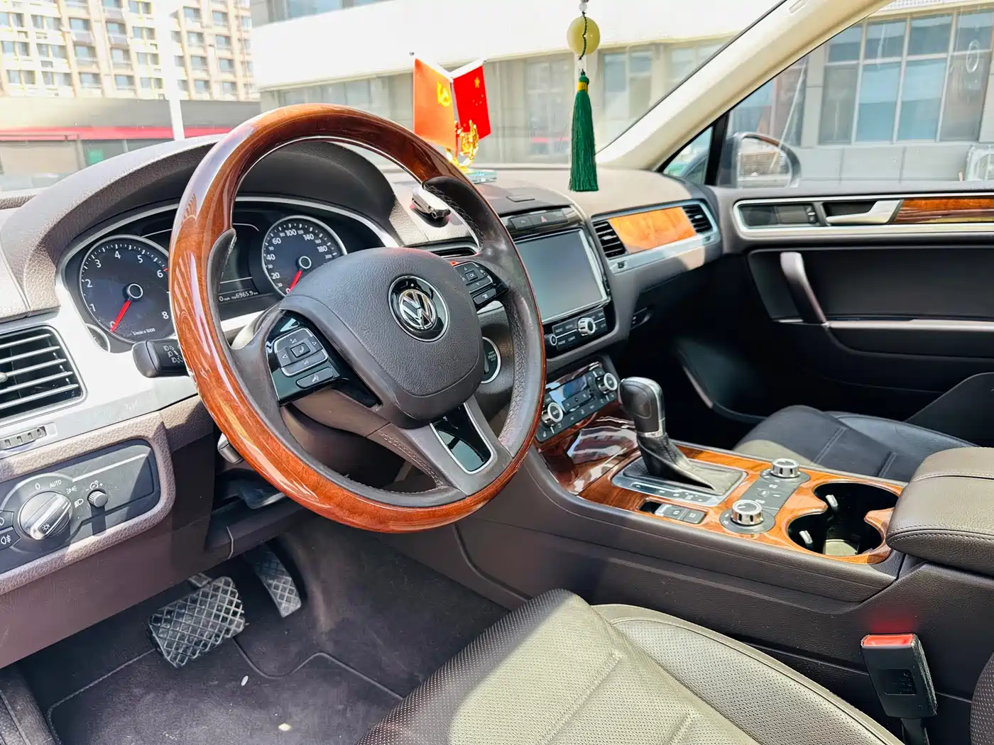 Volkswagen Touareg 2011 3.0TSI Comfort фото 9