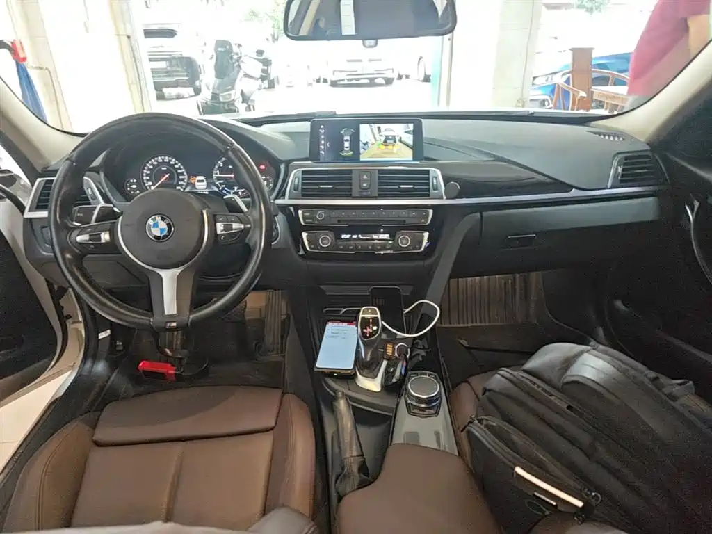 BMW 3 Series 2018 320Li Leading M Sport Package фото 10