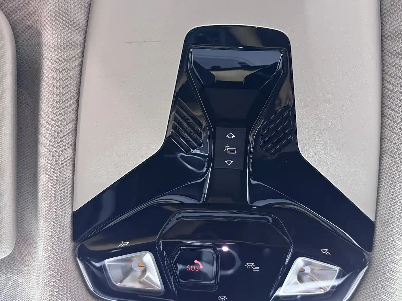 BMW X1 2023 sDrive20Li X Design Package фото 15