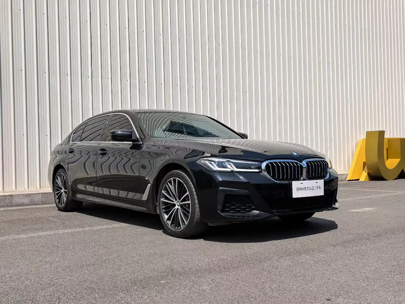 BMW 5 Series 2022 530Li Leading M Sport Package фото 3
