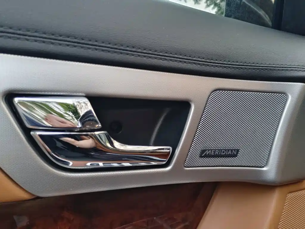 Jaguar XF 2015 2015 XF 2.0T Luxury Edition