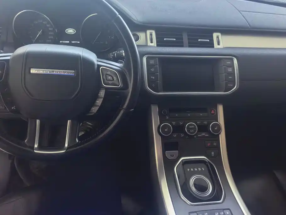 Land Rover Range Rover Evoque (Import) 2014 2014 2.0T 5-door Brilliance Sport