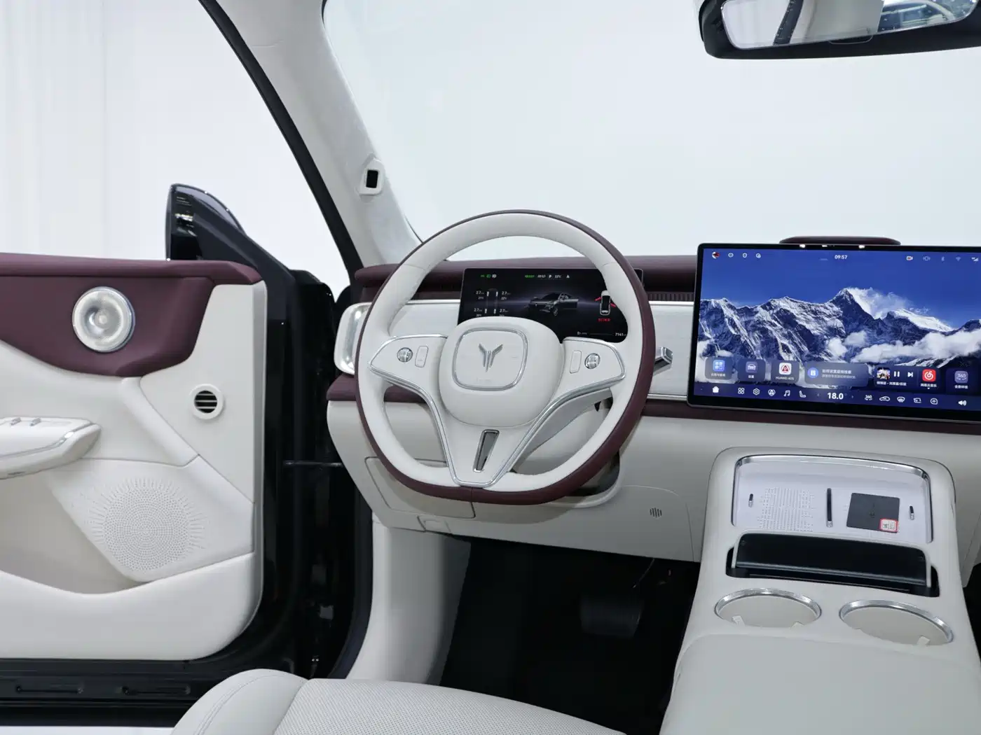 Voyah Courage 2025 2025 Model 2WD Huawei Qiankun Edition