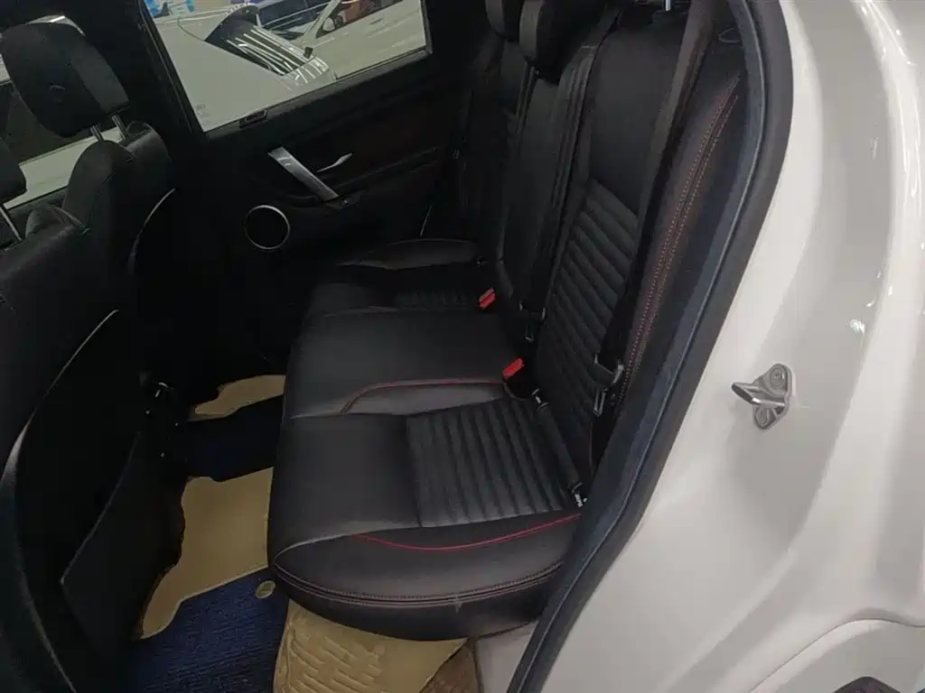 Land Rover Discovery Sport 2020 249PS R-Dynamic Performance фото 17