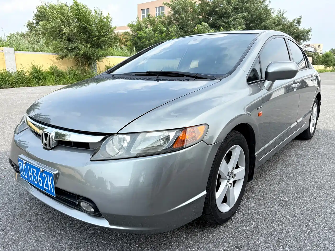 Photo 1 - Honda Civic