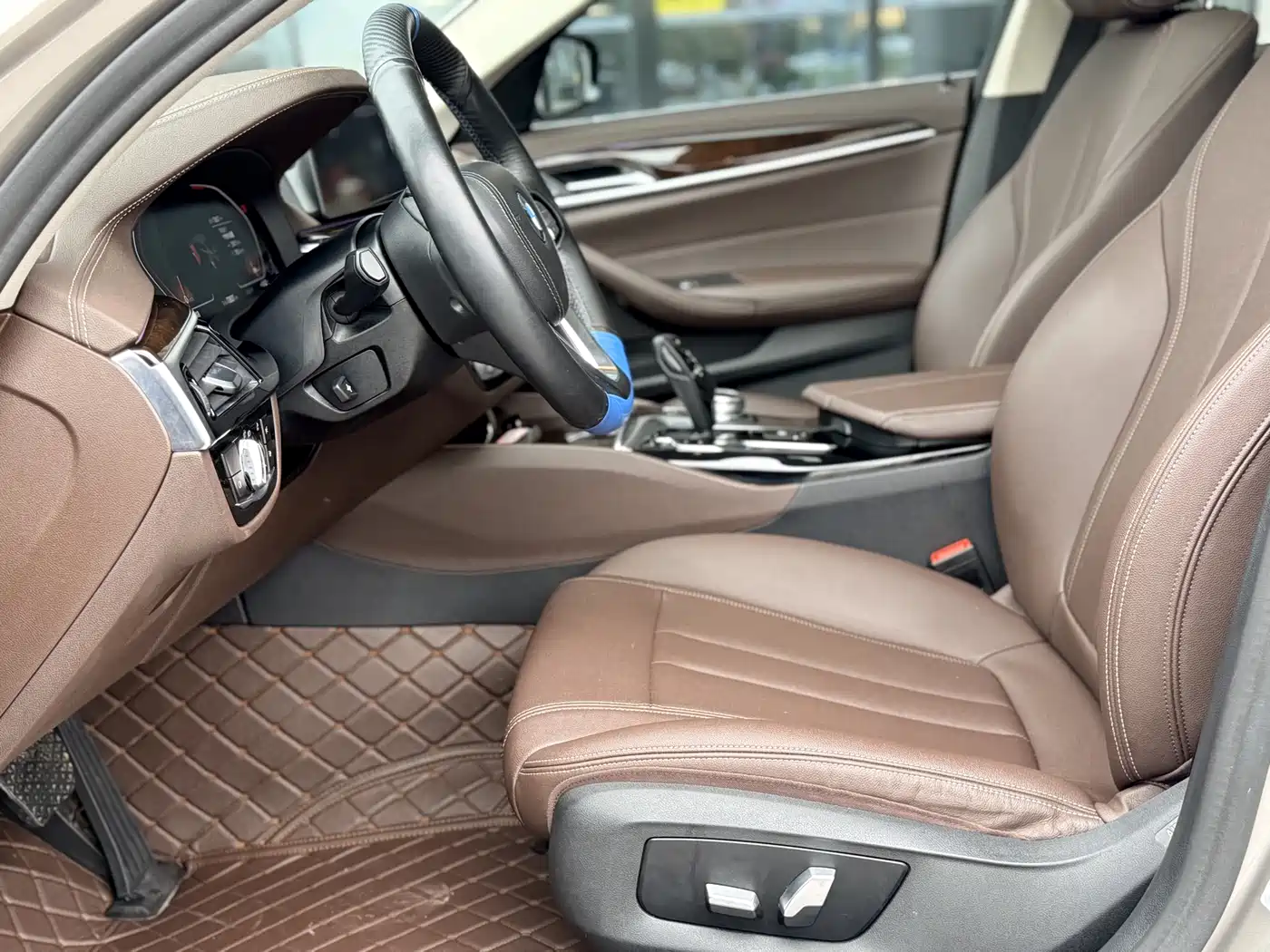 BMW 5 Series 2020 525Li Luxury Package фото 14