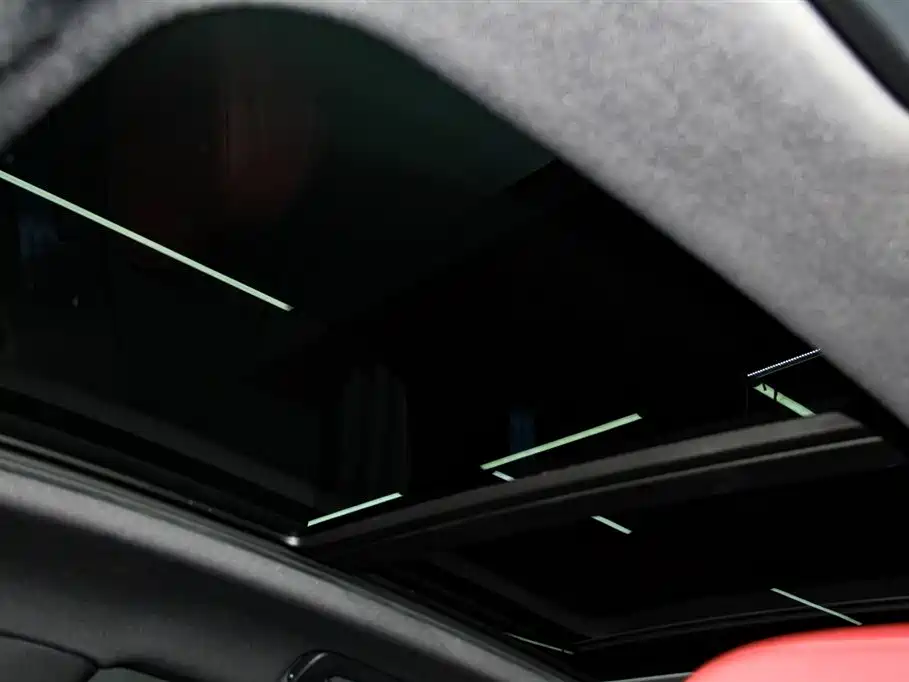 Porsche Macan 2022 Macan 2.0T фото 24